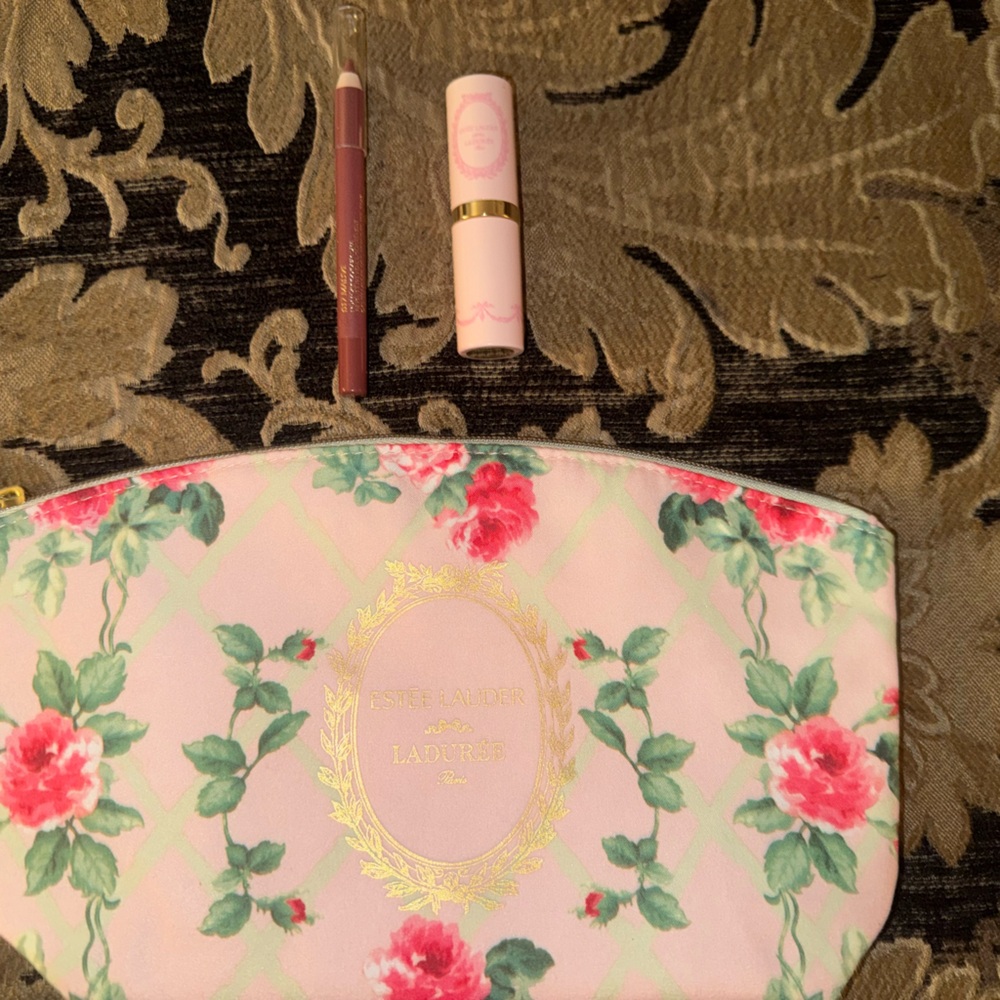 Estee Lauder Gold and Floral Cosmetic Gift Set